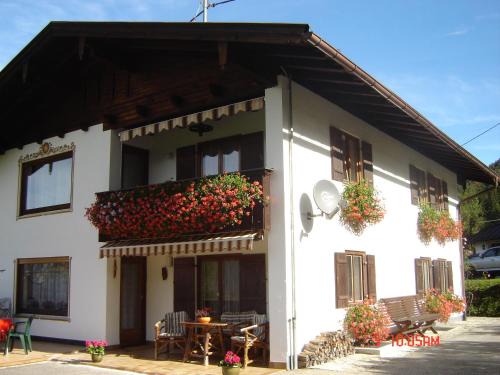 Oberau Apartment | Ferienwohnung Haus Bergrast