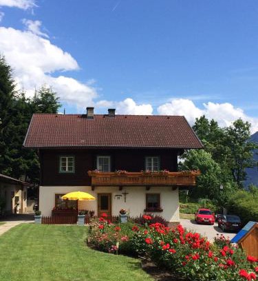 Doelsach Apartment | Ferienwohnung Haus Gomig
