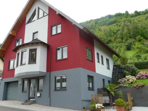 Sankt Aldegund Apartment | Ferienwohnung Hermann