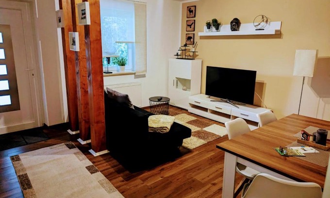 Nittenau Apartment | Ferienwohnung Jobst - Ruhig mit Blick ins Grüne