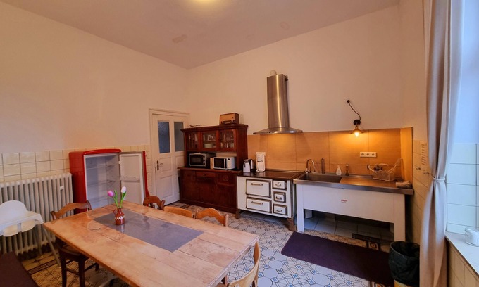 Kevelaer Condo | Ferienwohnung Josef - Wohnen wie zur Gründerzeit