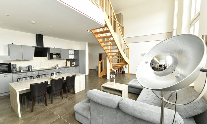 Eisenach Condo | Ferienwohnung Katharinenschule