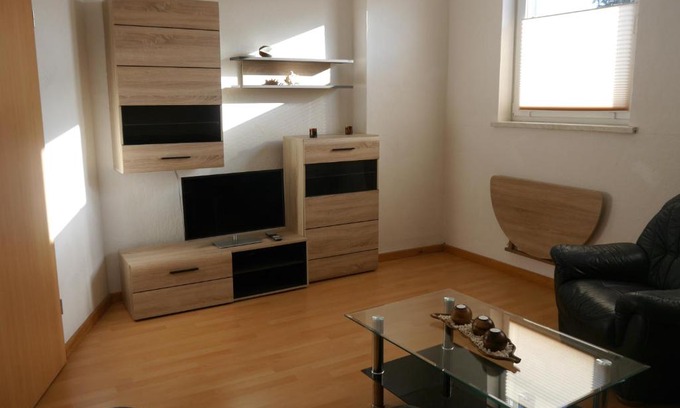 Milmersdorf Apartment | Ferienwohnung mit Terrasse - 10 Minuten von Templin