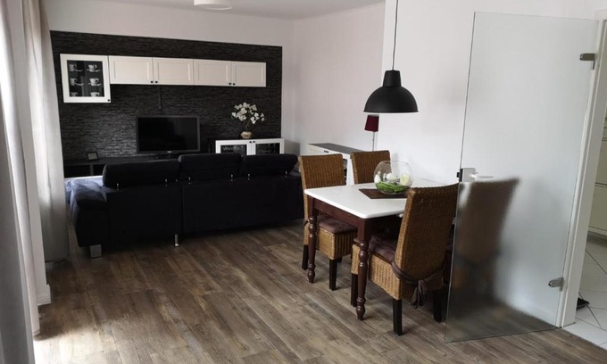 Georgsmarienhuette Apartment | Ferienwohnung - Nadine
