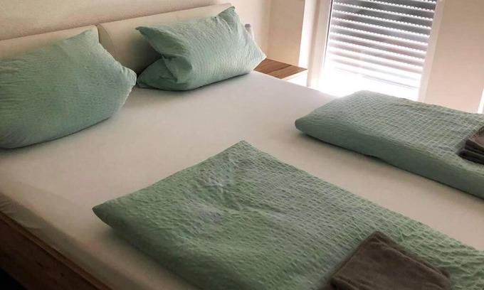 Stockach Apartment | Ferienwohnung Nellenburg
