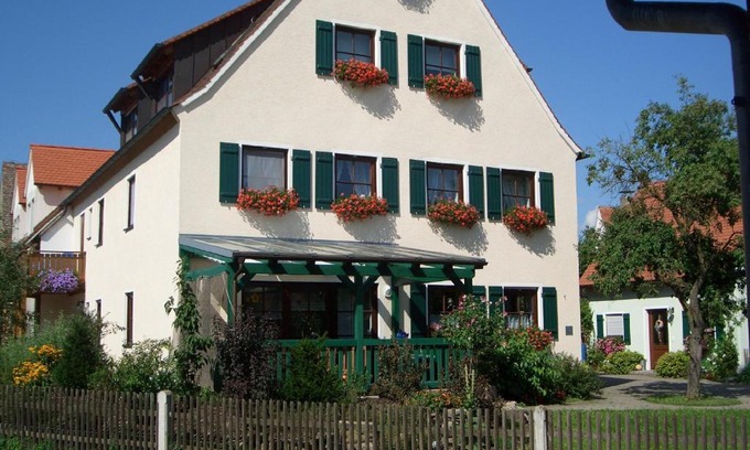 Neuendettelsau Apartment | Ferienwohnung Neuendettelsau - Nähe Nürnberg - Schnelles Wlan