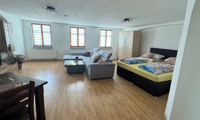 Meissen Apartment | Ferienwohnung, Old Town Meißen, Netflix, Frauenkirche, Elbe.