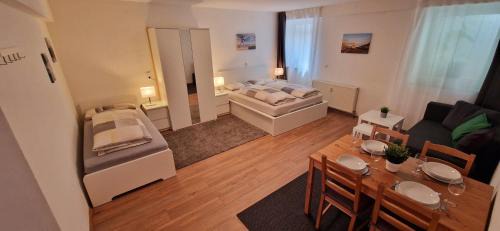 Prichsenstadt Apartment | Ferienwohnung Steigerwald Prichsenstadt-Brünnau