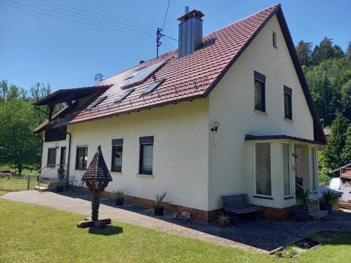 Lemberg Apartment | Ferienwohnung Tremmbach