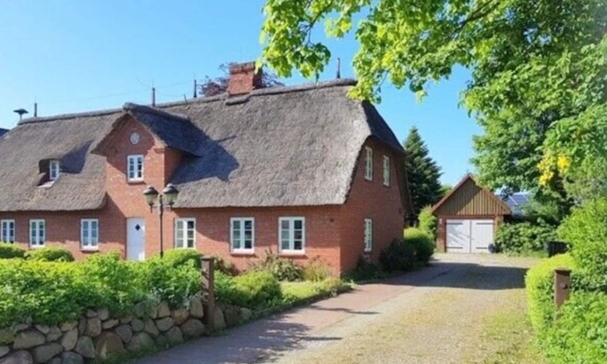Ladelund Apartment | Ferienwohnung Unter dem Reetdach