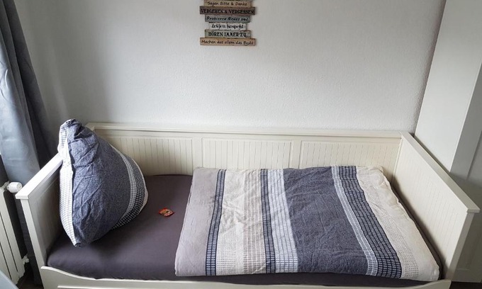 Katernberg Apartment | Ferienwohnung Veit