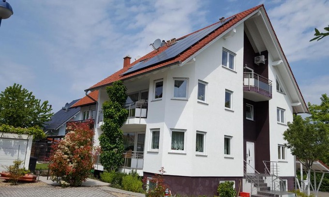 Bad Schoenborn Apartment | Ferienwohnung Vikolisa