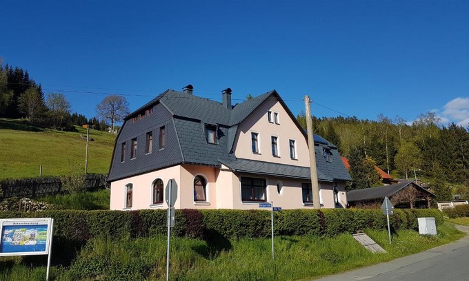 Klingenthal Apartment | Ferienwohnung Wegespinne