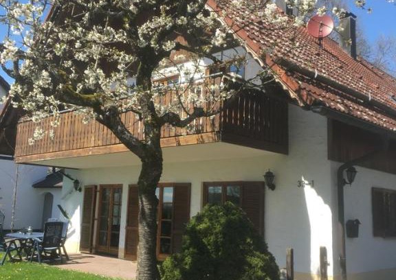 Ravensburg Apartment | Ferienwohnung Wippenreute