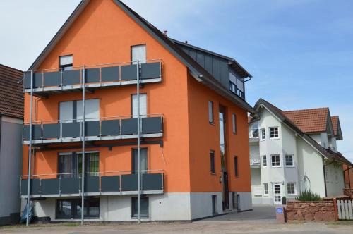 Rheinhausen Apartment | Ferienwohnungen Am Brunnen - Nähe Europapark, W-LAN, Klimaanlage