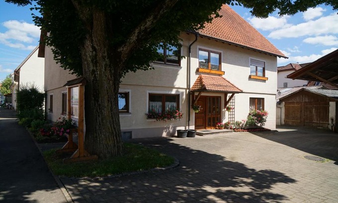 Kohlstetten Apartment | Ferienwohnungen Hof Heinzmann