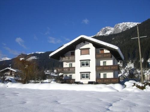 Reisach Apartment | Ferienwohnungen/Holiday Apartments Lederer