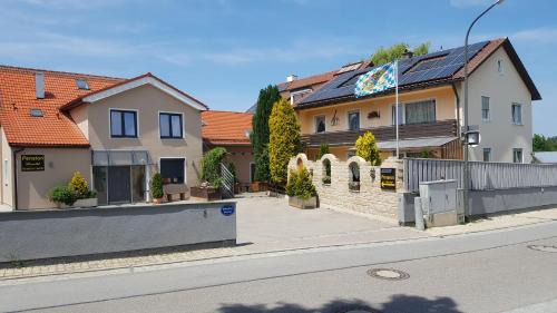Dachau District Apartment | Ferienwohnungen Lerchl