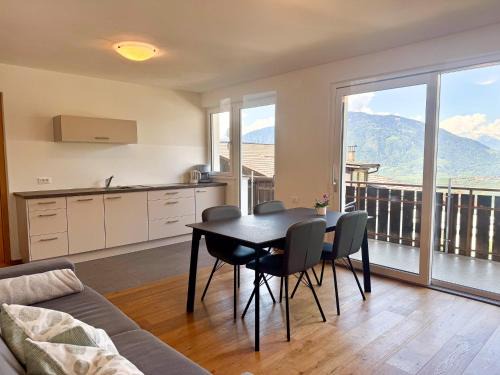 Schenna Apartment | Ferienwohnungen Preiss