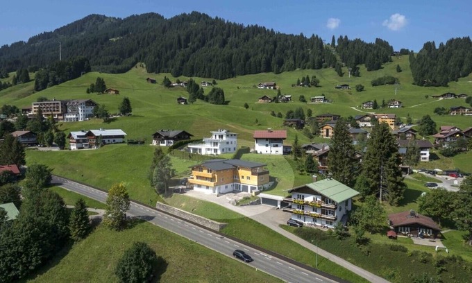 Hirschegg Apartment | Ferienwohnungen Riezler 05