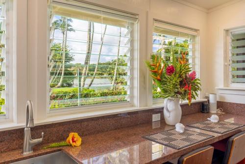 Wailua House | Fern Grotto Inn