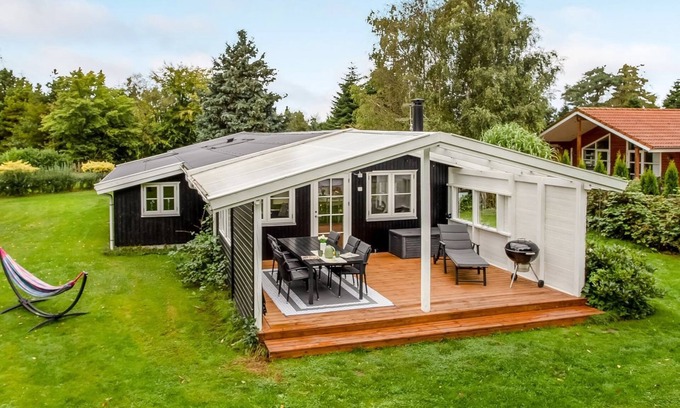 Idestrup House | "Fernandine" - 400m from the sea by Interhome
