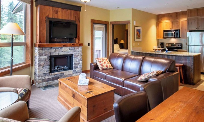 East Kootenay Condo | Fernie - Timberline Lodges Juniper #630