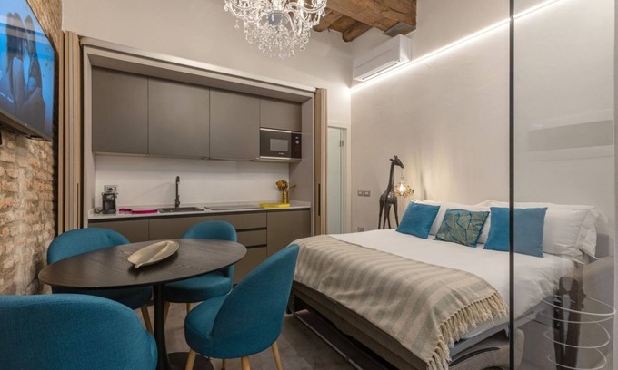 Ferrara Historic Centre Apartment | Ferrara Jungle Apartment