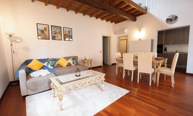 Ferrara Apartment | [Ferrara Prestige] Style&Comfort in the Estense Heart