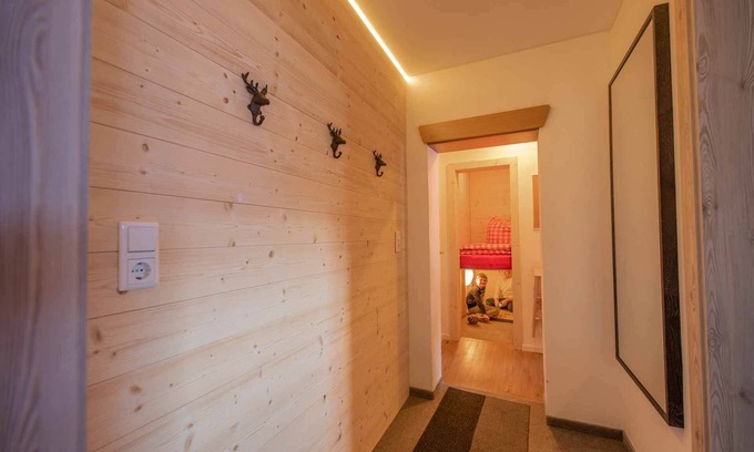 Volderau Apartment | FeWo Alpenveilchen - Well-being-oriented with great attention to detail.