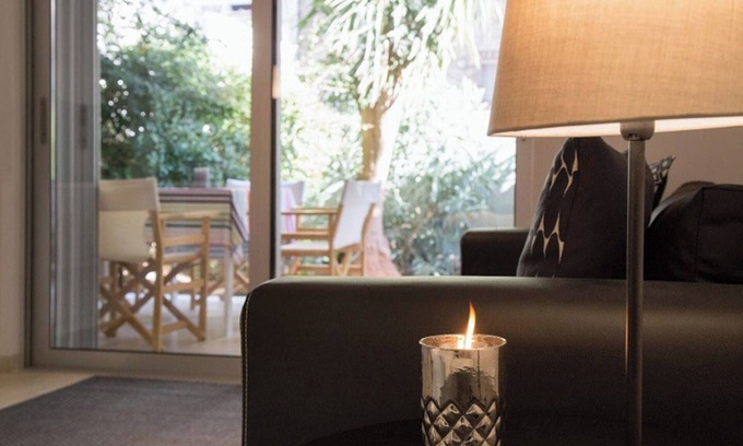 Palaio Faliro Apartment | #FH13 Garden level studio in Faliro