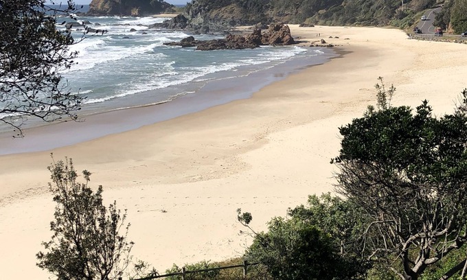 Port Macquarie House | Fi s Relaxing Beach House directly opposite dog beach