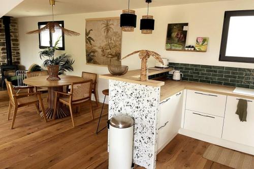 Pleumeur-Bodou House | Field house