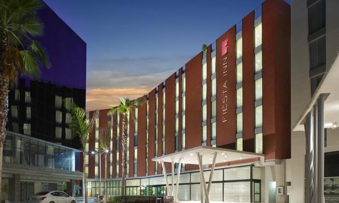 Ciudad del Carmen Hotel | Fiesta Inn Ciudad del Carmen Puente El Zacatal