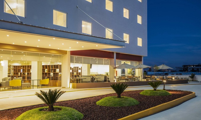 Granja Hotel | Fiesta Inn Guadalajara Poniente
