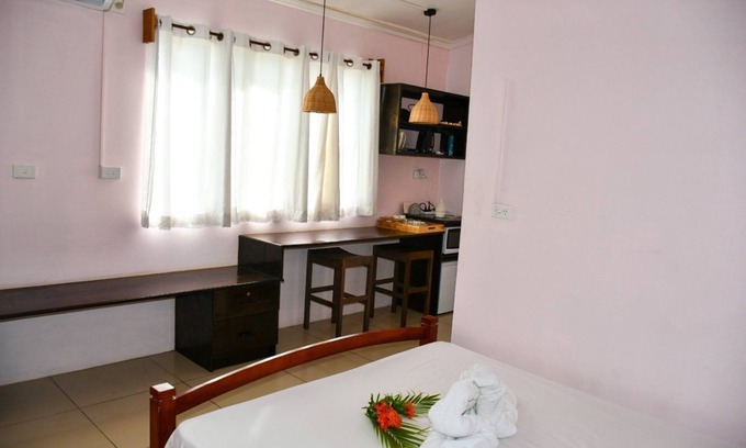 Nadi Bed & Breakfast | Fijian Fantasy: VRBO Bliss, 1BR/1BA bed & breakfast Gem in Nadi with AC & WiFi