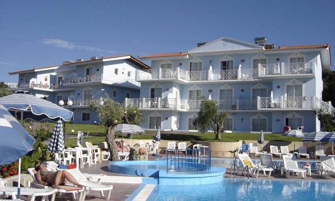 Theologos Hotel | Filoxenia Hotel Apartments
