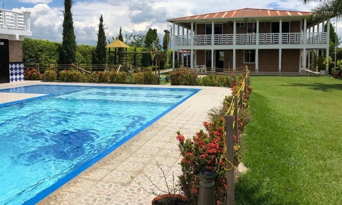 El Cerrito Villa | Finca Madrigal, En este Lugar Lograras Descansar Con Tu Familia