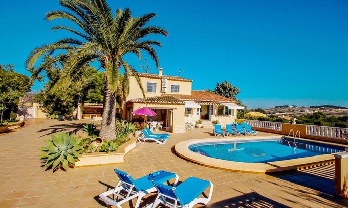 Benissa Villa | Finca Palacios - comfortable holiday accommodation in Benissa