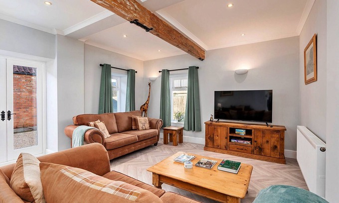 Winestead House | Finest Retreats | South Barn
