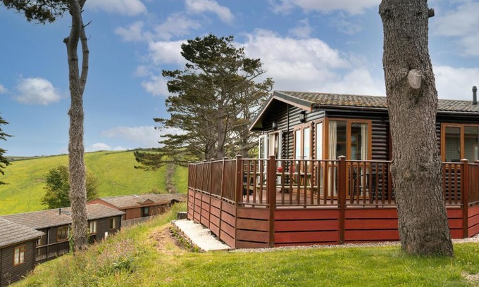 Saint John Ski Chalet | Finest Retreats - Whitsand Bay Lodge