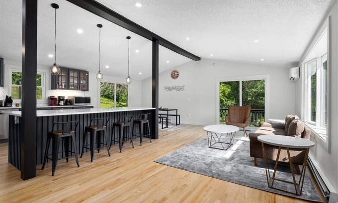 Skaneateles House | Finger Lakes ~ Firepit, Pet Friendly, Wine Country, Game Room ~ Skaneateles Lake