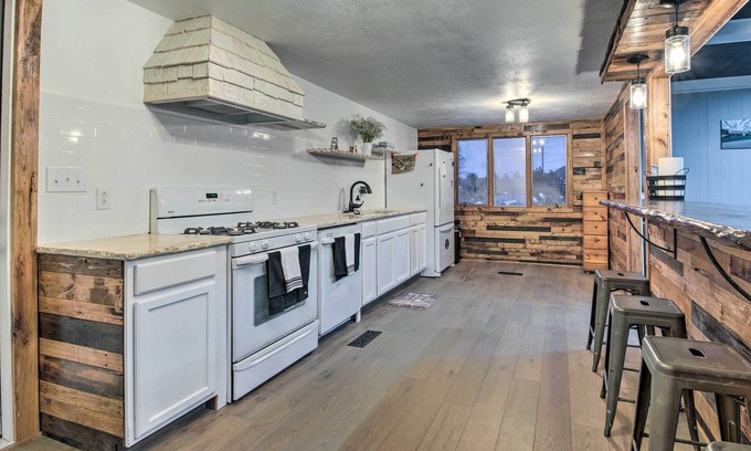 Etna House | Finger Lakes Home ~ 18 Mi to Cornell University!