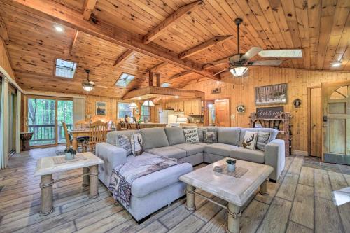 Lake Toxaway House | Fire Pit and Grill Cozy Cabin in Lake Toxaway!