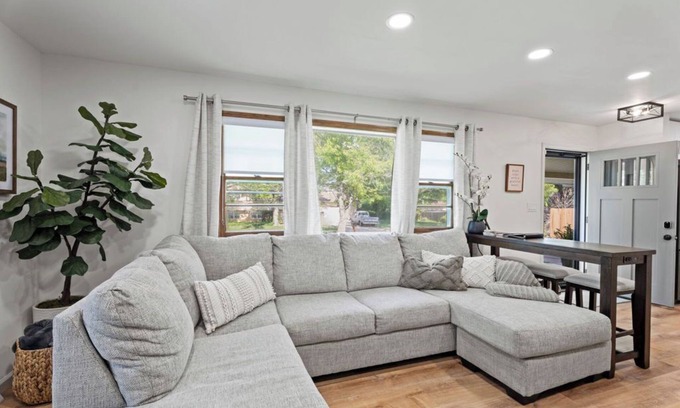 Wichita House | Fire Pit, Fully Stocked, Family-Friendly Oasis in East Wichita