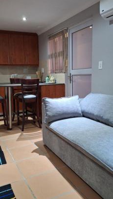 Drakenstein Apartment | Firehouse selfcatering Garden Cottages 4