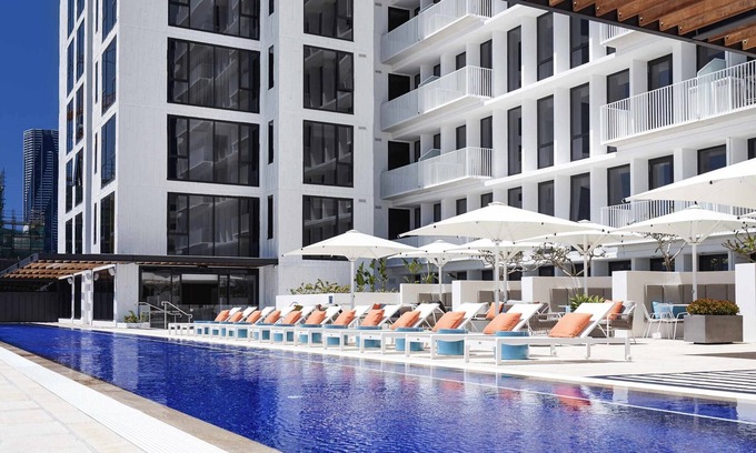 Spring Hill Apartment | Fireworks & City Views | 2B2B + Parking