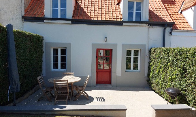 Saint-Etienne-au-Mont House | Fisherman's house near the sea