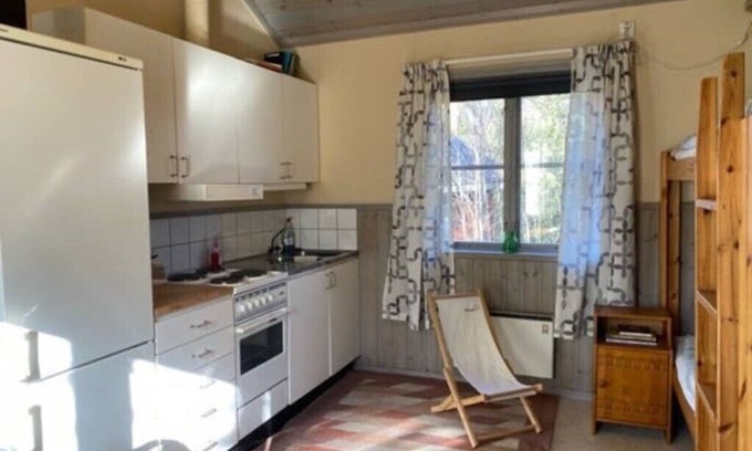 Ramsjo House | Fiska och bo på Ramsjö camping i stor timmerstuga