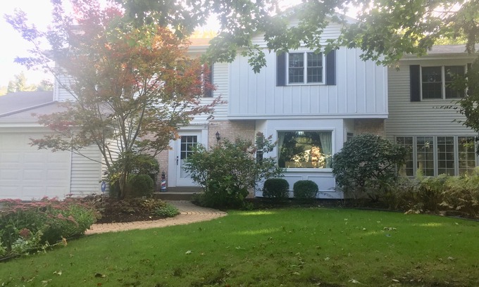 Glendale House | "Five Bedroom Luxury by the River "